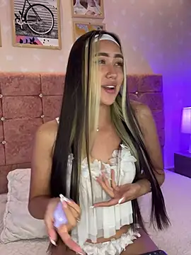 liaa 18 online show from February 18, 8:05 am