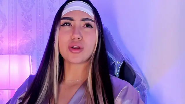 liaa 18 online show from February 19, 7:15 am