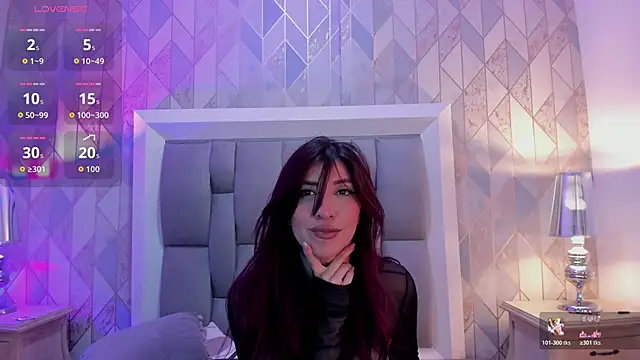 Ginger Violetta  online show from June 20, 7:49 pm
