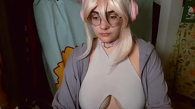 Snapshot of mochi_rainbow chatting on January 29, 3:22 am mochi rainbow online show from January 29, 3:22 am