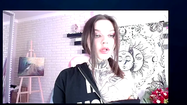 uwuxxxeva online show from March 2, 1:05 pm