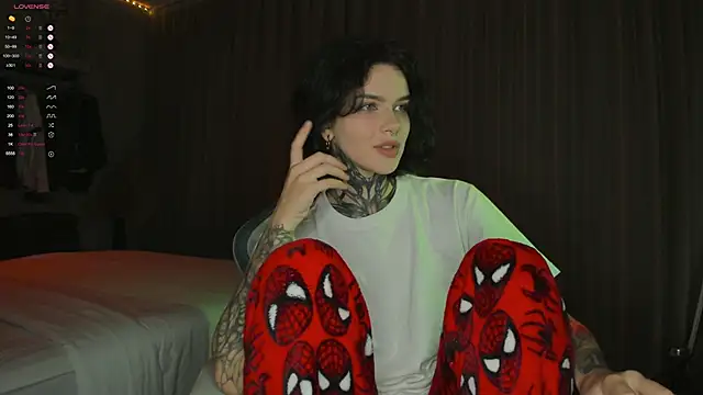 uwuxxxeva online show from March 9, 7:29 pm