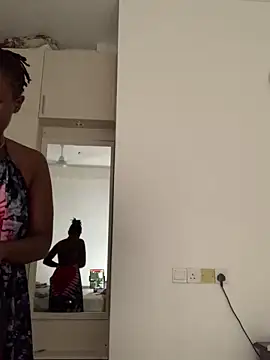 Barbie-kiss online show from February 7, 2:48 am