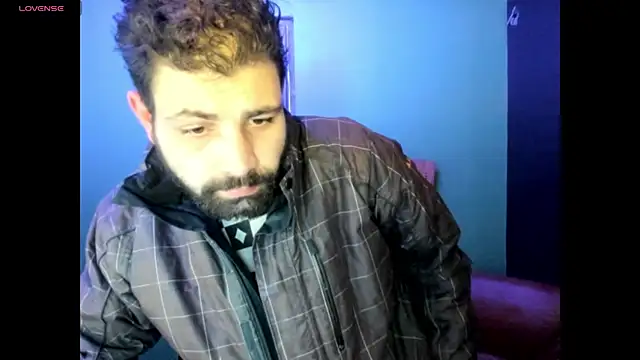 Snapshot of savage_daddyy chatting on February 5, 11:17 pm savage daddyy online show from February 5, 11:17 pm