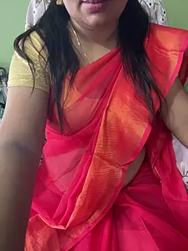 Snapshot of Hottest_Tamil chatting on March 3, 2:39 am Hottest Tamil online show from March 3, 2:39 am