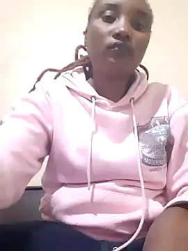 Snapshot of StacyGee24 chatting on February 11, 8:10 pm StacyGee24 online show from February 11, 8:10 pm