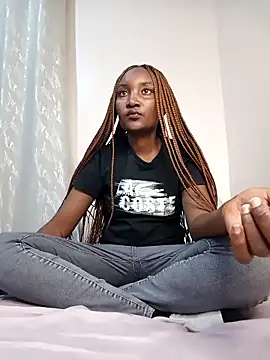 StacyGee24 online show from May 2, 1:05 pm