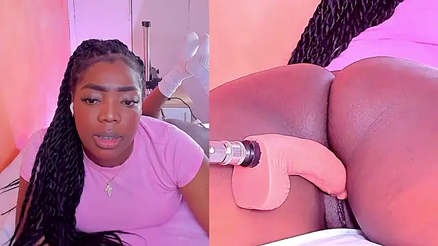 zoeethompson cm online show from March 18, 11:13 am