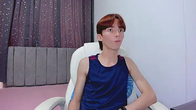 Snapshot of Jake_evans chatting on February 10, 3:42 pm Jake evans online show from February 10, 3:42 pm