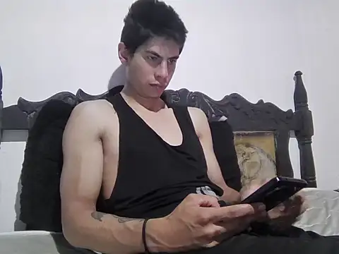 lmlfff online show from March 23, 7:07 pm