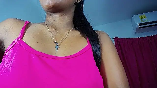 Snapshot of Sashabreck chatting on June 27, 3:33 am Sashabreck online show from June 27, 3:33 am