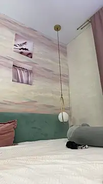 Isexxs online show from March 27, 2:28 am