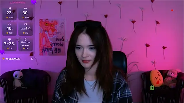 liana kisses online show from April 14, 8:04 pm