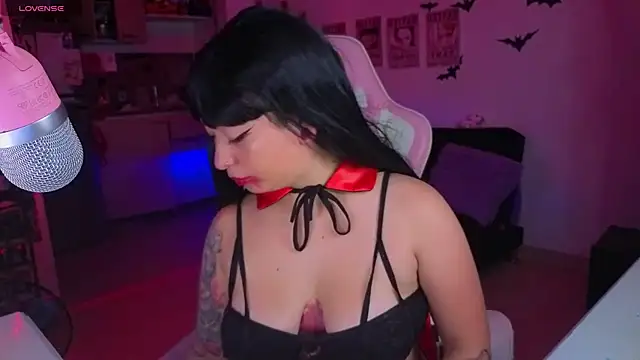 FernandaOrtegaaa online show from November 1, 12:45 am