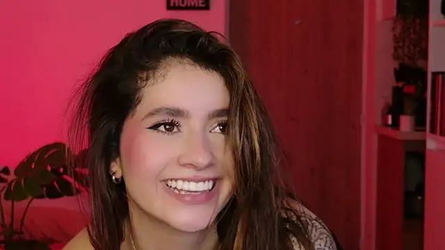 pamela  mar online show from November 18, 6:40 am