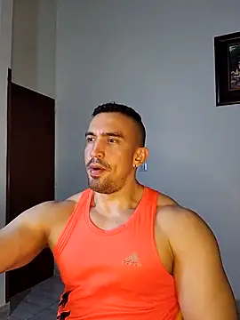 Snapshot of jhay-crux chatting on March 8, 2:45 am jhay-crux online show from March 8, 2:45 am