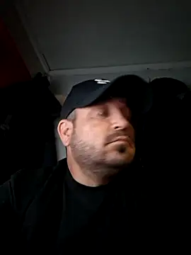 Snapshot of Futacisu chatting on October 28, 3:54 am Futacisu online show from October 28, 3:54 am