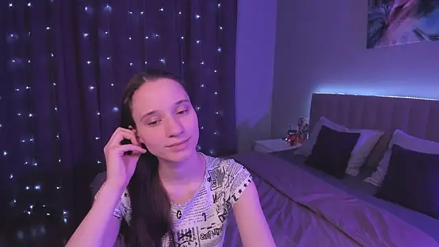 Snapshot of StaceySunny chatting on February 25, 2:11 pm StaceySunny online show from February 25, 2:11 pm