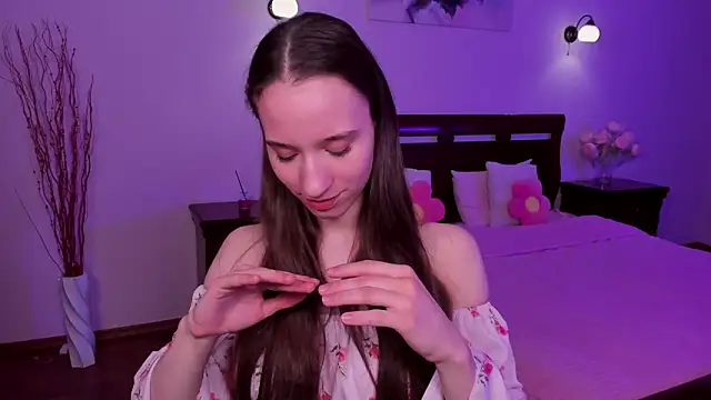 StaceySunny online show from March 20, 5:18 pm