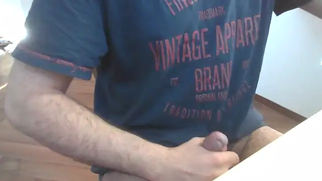 HornyBoy  2004 online show from March 3, 12:58 pm