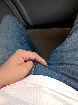 HornyBoy  2004 online show from September 11, 6:46 am