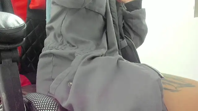 selene red  online show from March 27, 1:22 am