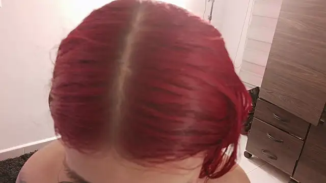 Snapshot of selene_red_ chatting on July 12, 1:24 pm selene red online show from July 12, 1:24 pm