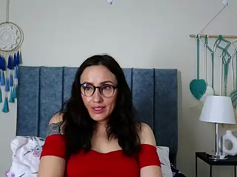 IberianMoonMK online show from September 27, 11:37 am