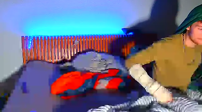 emma neko online show from March 16, 2:33 pm