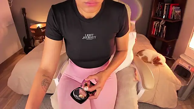 Roussmariehenao online show from September 25, 9:57 am