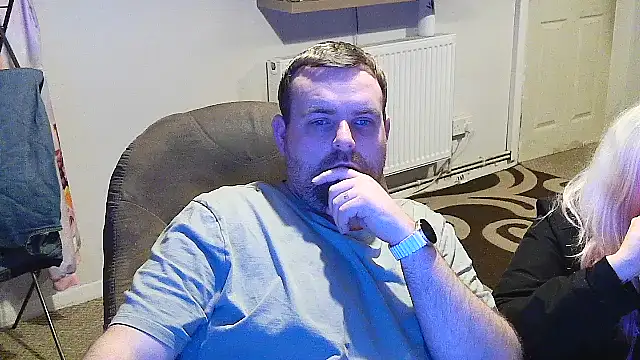 Snapshot of chubby_british_blonde_uk chatting on February 19, 9:44 pm chubby british blonde uk online show from February 19, 9:44 pm