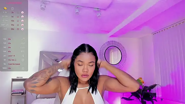 Snapshot of madisson_davon chatting on December 28, 1:59 pm madisson davon online show from December 28, 1:59 pm