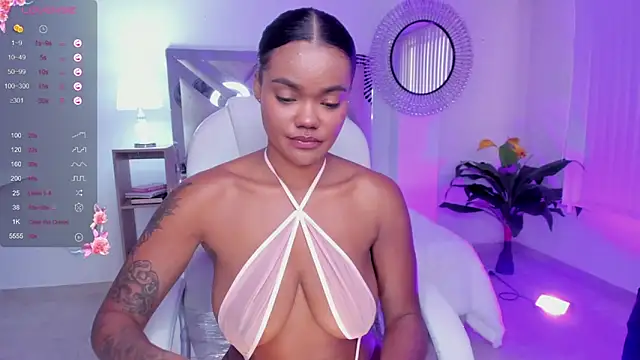 Snapshot of madisson_davon chatting on December 30, 4:19 pm madisson davon online show from December 30, 4:19 pm