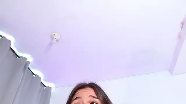 NoahCasstro online show from March 18, 5:10 pm