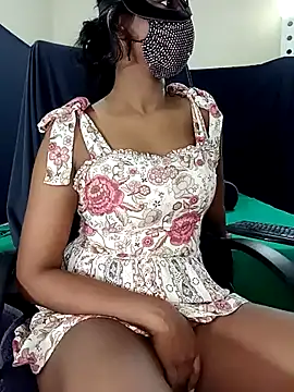 Midnight Blossom online show from February 12, 8:50 pm