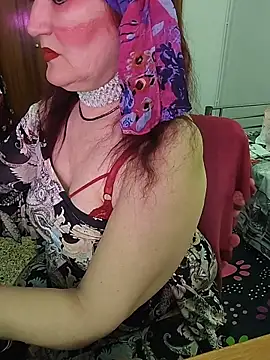 SabrinaXlovess online show from April 21, 4:12 pm