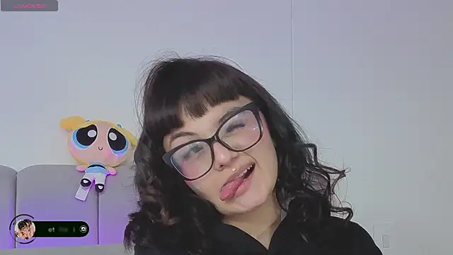Snapshot of Sweet_Namii chatting on May 24, 9:09 pm Sweet Namii online show from May 24, 9:09 pm