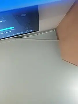 skrigul12 online show from February 2, 8:19 pm