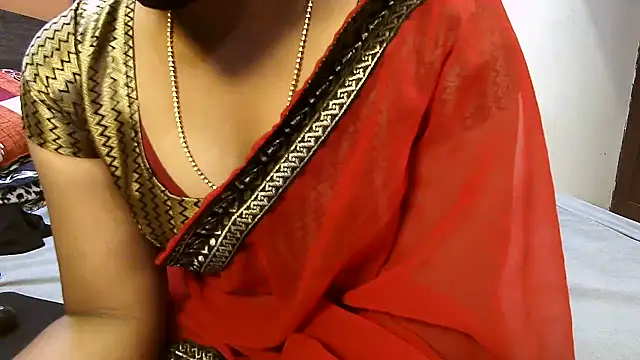 Snapshot of VR_here_4U chatting on April 7, 6:30 pm VR here 4U online show from April 7, 6:30 pm