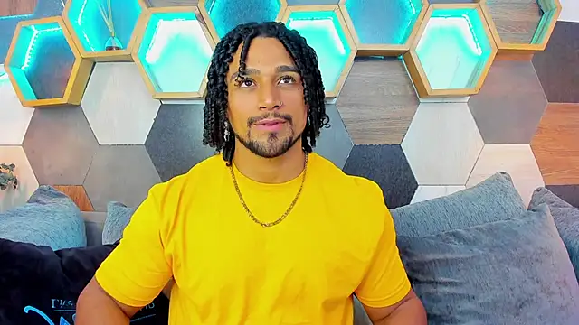 MikeEstevess online show from March 2, 1:58 am