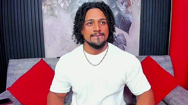 Snapshot of MikeEstevess chatting on June 4, 2:06 am MikeEstevess online show from June 4, 2:06 am