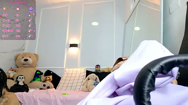 zorravioletta1 online show from February 24, 11:41 am