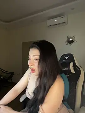 Snapshot of MiMi_0293 chatting on June 13, 2:04 pm MiMi 0293 online show from June 13, 2:04 pm