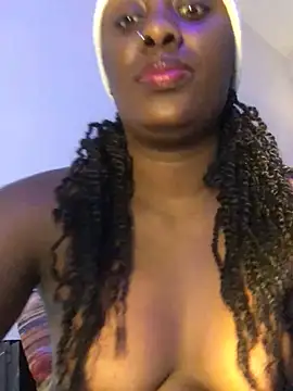 Snapshot of Lola_kims chatting on June 14, 12:41 am Lola kims online show from June 14, 12:41 am