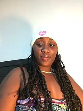 Snapshot of Lola_kims chatting on June 24, 12:04 pm Lola kims online show from June 24, 12:04 pm