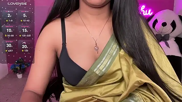 Snapshot of ridhima_ranii chatting on December 26, 3:31 pm ridhima ranii online show from December 26, 3:31 pm