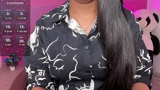 Snapshot of ridhima_ranii chatting on March 3, 5:07 pm ridhima ranii online show from March 3, 5:07 pm