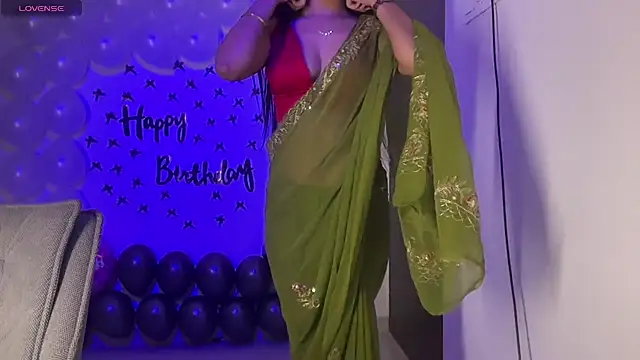 Snapshot of ridhima_ranii chatting on June 15, 6:21 pm ridhima ranii online show from June 15, 6:21 pm