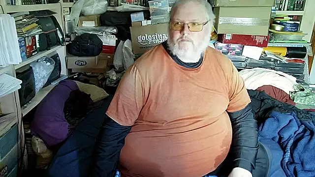 hadeszeuss2 online show from April 15, 3:30 pm