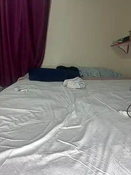 Snapshot of yourblackberry chatting on January 10, 12:06 am yourblackberry online show from January 10, 12:06 am